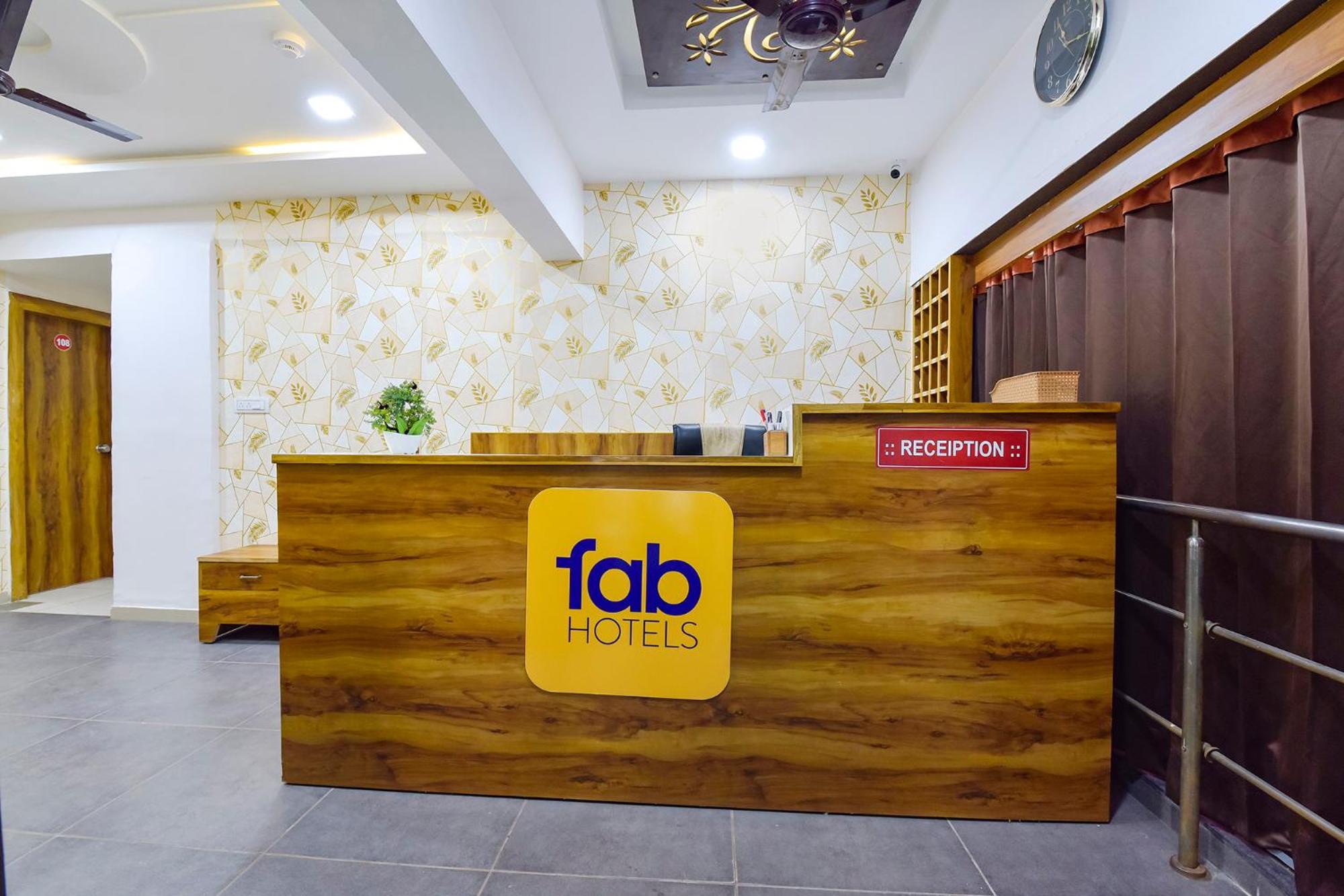 Fabhotel Star Ahmedabad Eksteriør bilde